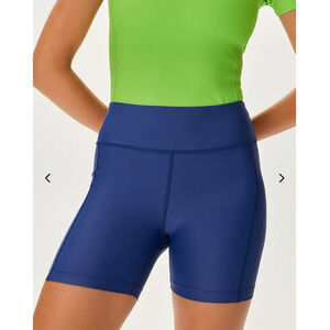 NWT Outdoor Voices SplashKnit 5" Shorts UPF 50+ - XL - betta blue - XL